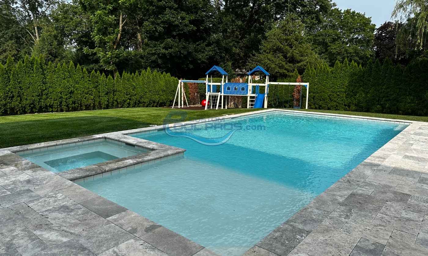 gunite-pool-with-spa-in-nj.jpg